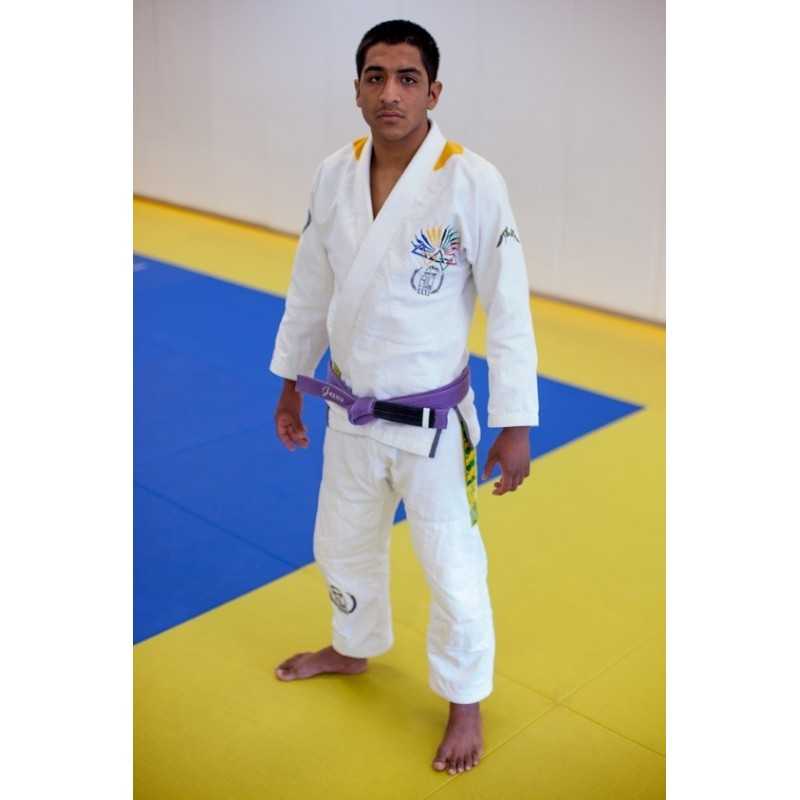 UNLIMITED FIGHTWEAR : KIMONO RONIN BRAND