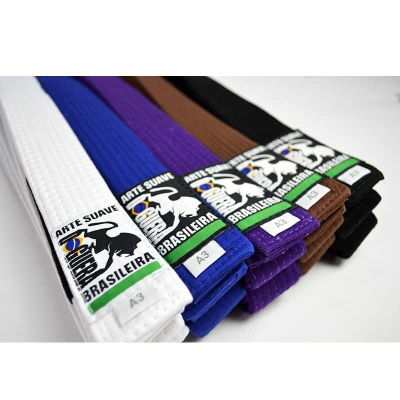 ONBEPERKTE VECHTKLEDING: KIMONO DOGUERA